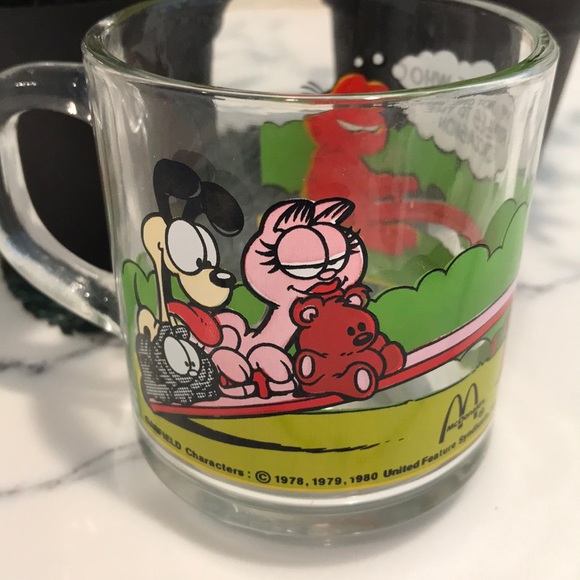 Collectible GARFIELD glass mug , Circa 1978,79 - Picture 2 of 3